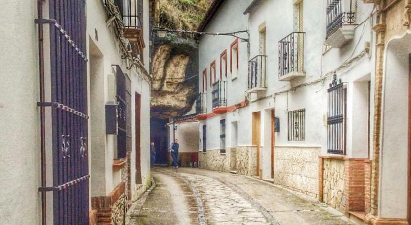 Vivienda Rural Los Tajos De Setenil Setenil De Las Bodegas Exterior photo