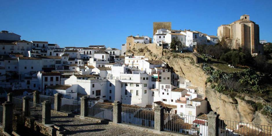 Vivienda Rural Los Tajos De Setenil Setenil De Las Bodegas Exterior photo